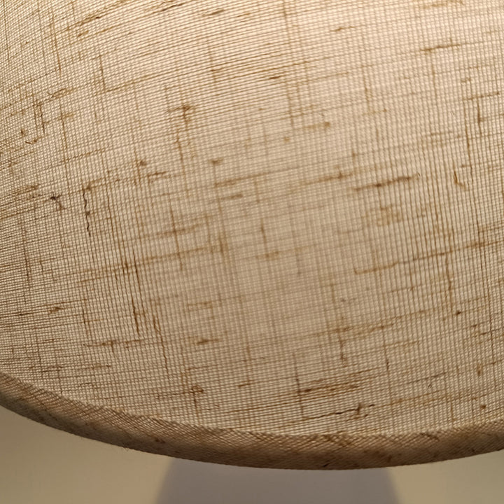 Lámpara de mesa de 1 luz de tela de hierro cónico para dormitorio, mesa redonda minimalista moderna 