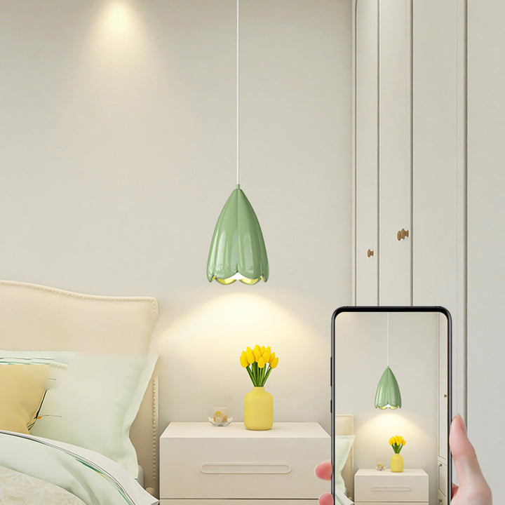 Suspension lumineuse à 1 ampoule en résine avec motif floral scandinave contemporain pour chambre 