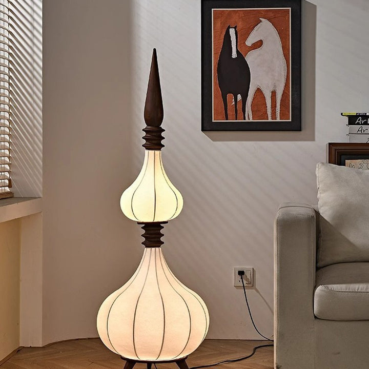 Lampe de sol LED en bois de frêne à couches multiples avec tissu et forme de larme ovale traditionnelle française pour salon 