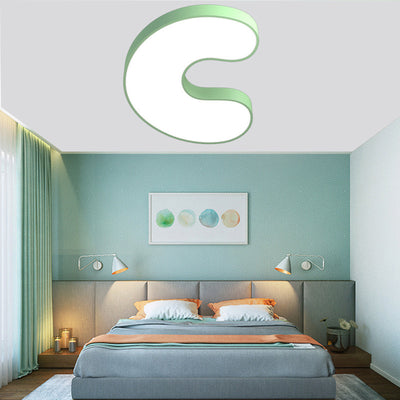 مصباح سقف LED مثبت بتصميم حروف كرتونية اسكندنافية معاصرة مصنوع من الحديد والأكريليك لغرفة النوم 