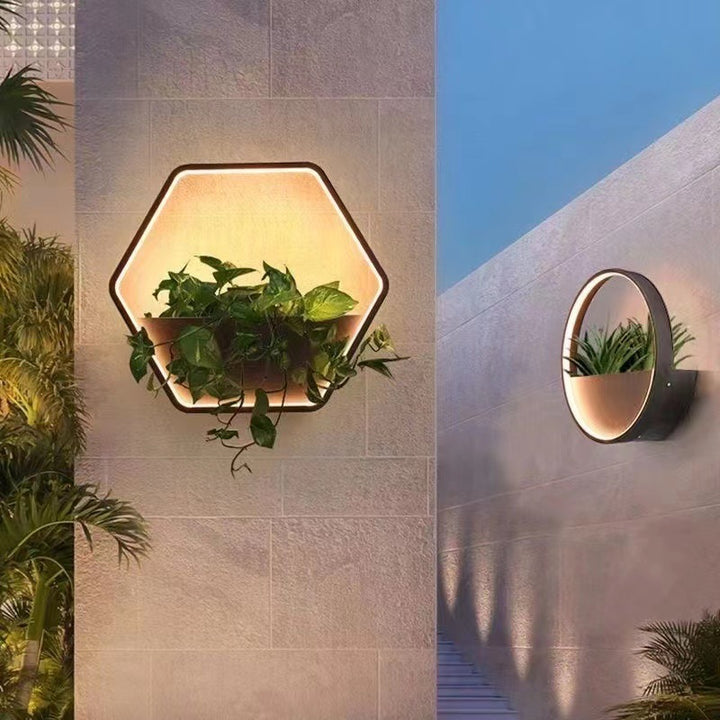 Zeitgenössische skandinavische wasserdichte runde sechseckige halbrunde trapezförmige Edelstahl-Aluminium-LED-Außenwandleuchte für den Garten 