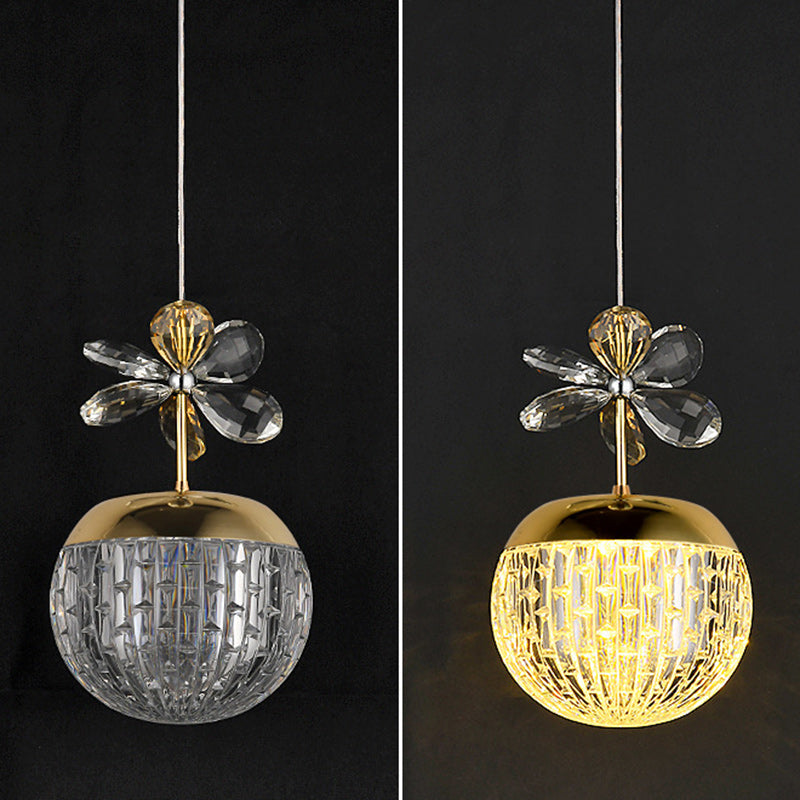 Suspension LED en acrylique avec base en disque floral sphérique créatif contemporain et matériel en aluminium pour chambre 
