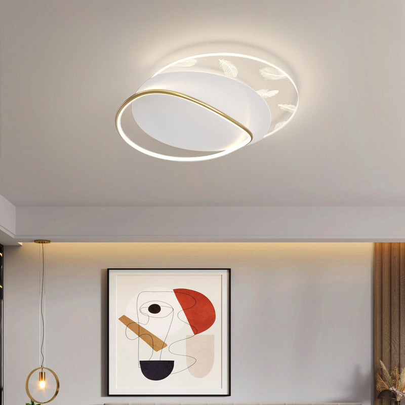 Zeitgenössische skandinavische quadratische, gewellte, runde, kaskadierende Federmuster-LED-Deckenleuchte aus Eisen, Aluminium und Acryl für Schlafzimmer 