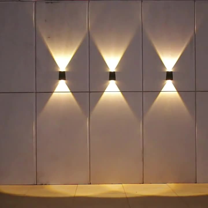 Applique murale extérieure LED en ABS PVC rectangulaire trapézoïdale imperméable solaire minimaliste moderne pour jardin 