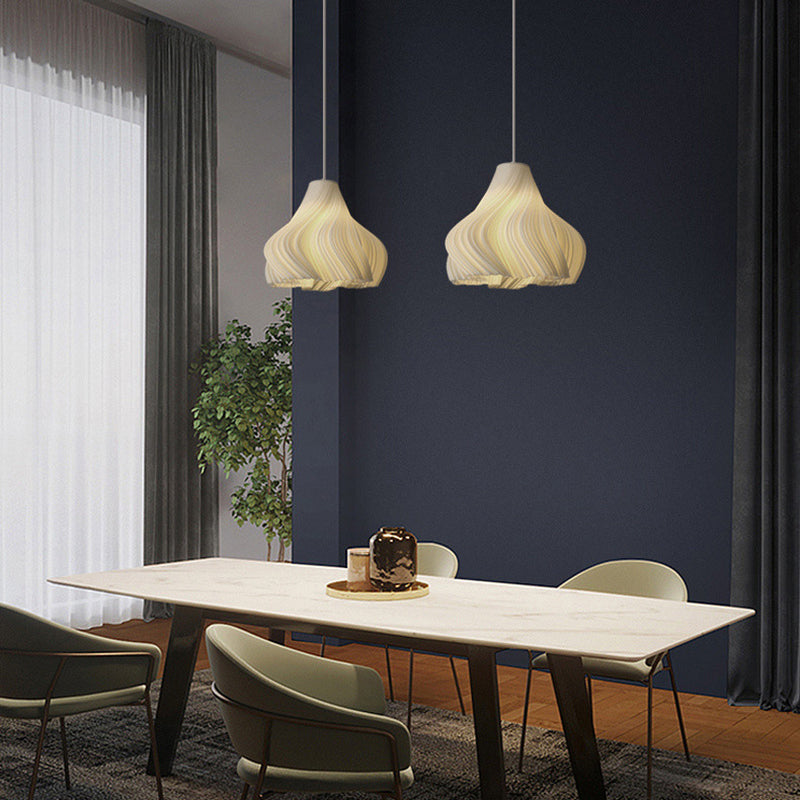 Lámpara colgante de hierro acrílico de 1 luz con rayas curvas irregulares creativas contemporáneas para dormitorio 