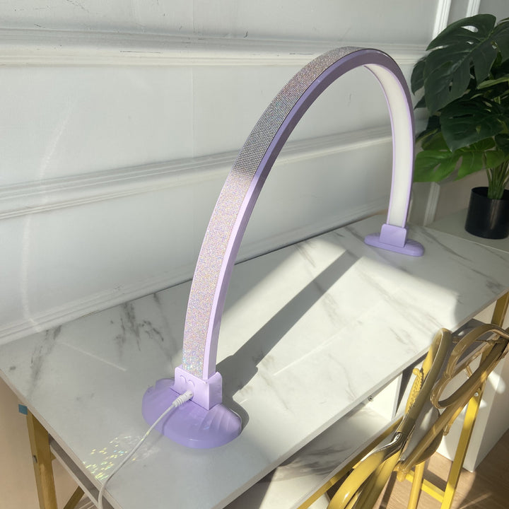 Lampe de table LED en aluminium PVC avec diamants écrasés incurvés minimaliste moderne pour salon 