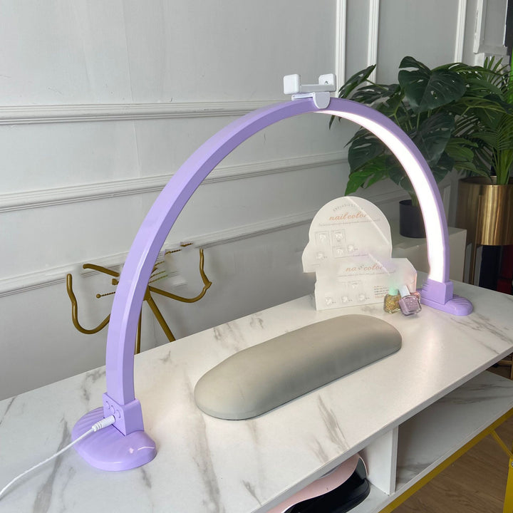Lampe de table LED en aluminium PVC avec diamants écrasés incurvés minimaliste moderne pour salon 