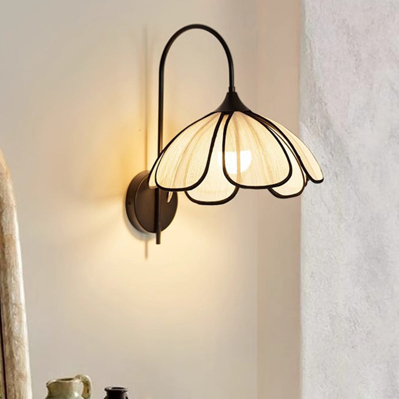 Lampe murale 1 lumière en fer avec base en disque à pétales d&