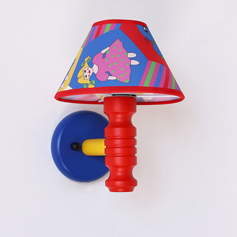 Lámpara de Aplique de Pared de 1 Luz para Dormitorio con Mesa Redonda de Pintura de Niños en Estilo Contemporáneo Escandinavo, Cilindro de Hierro, Tela y Madera 