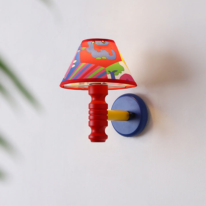 Zeitgenössische skandinavische Kunst Cartoon Kinder Malerei runder Tisch Zylinder Eisen Stoff Holz 1-Licht Wandleuchte Lampe für Schlafzimmer 