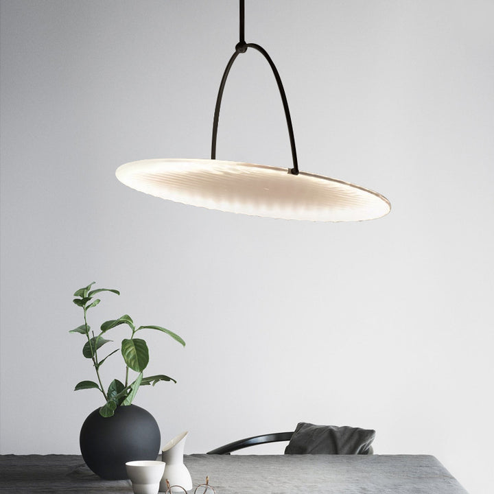 Lustre LED en tissu de fer courbé rond contemporain scandinave pour salon 