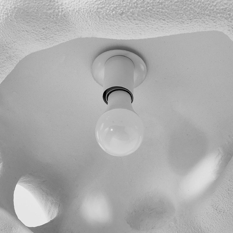 Suspension Contemporaine Créative Ovale Irrégulière Creuse en Polystyrène Haute Densité 1-Lumière pour Salon 