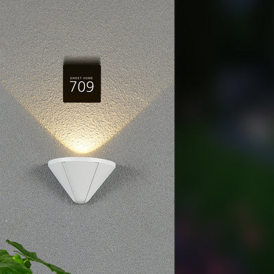 Applique murale LED en aluminium moulé sous pression en forme de triangle et de demi-cercle, minimaliste moderne et étanche, pour patio extérieur 