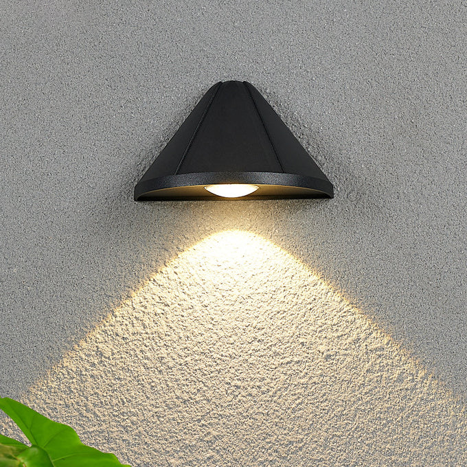 Applique murale LED en aluminium moulé sous pression en forme de triangle et de demi-cercle, minimaliste moderne et étanche, pour patio extérieur 