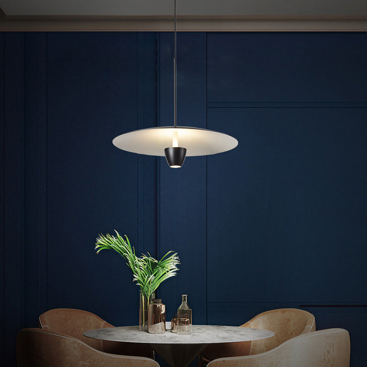 Lámpara colgante LED de hierro con base cilíndrica de media vuelta moderna minimalista para sala de estar 