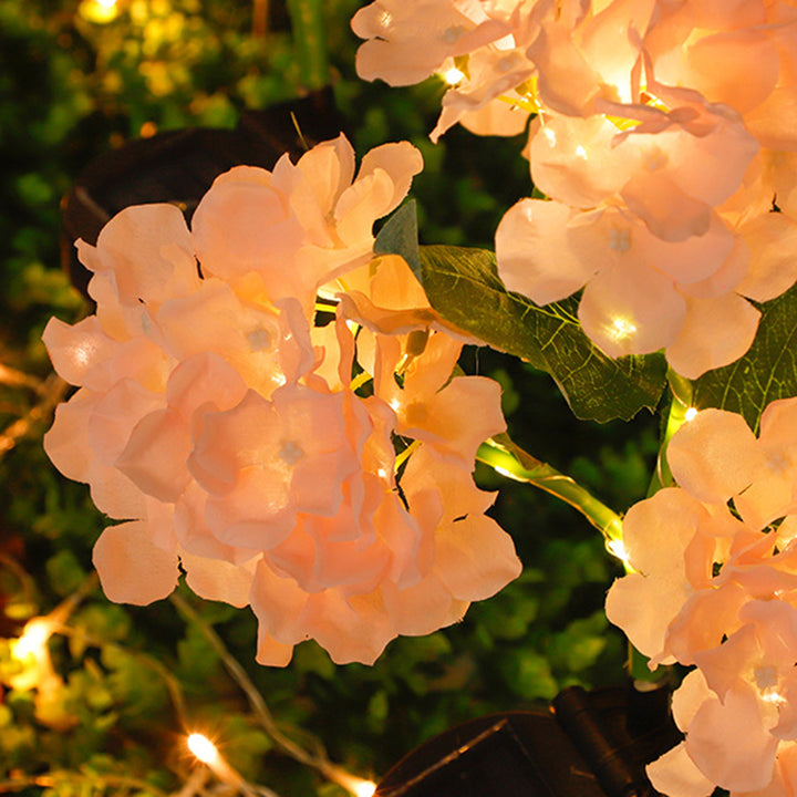 Contemporain Scandinave Solaire Imperméable Romantique Faux Hortensia Acier Inoxydable Tissu LED Clou de Sol Lumière Extérieure Pour Jardin 