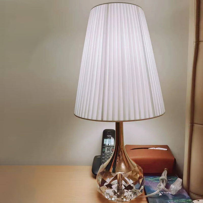 Lampe de table moderne de luxe avec bouteille ronde, matériel plissé, cristal, tissu, 1 lumière pour chambre à coucher 