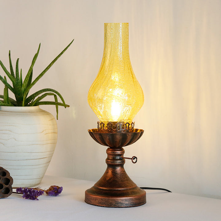 Lampe de table traditionnelle vintage en forme de cône demi-ronde en fer texturé avec verre à 1 lumière pour chambre à coucher 