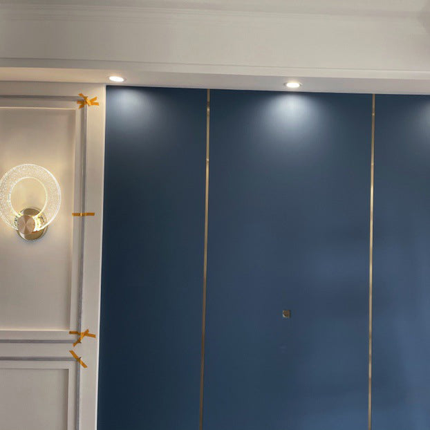 Applique murale LED en fer, aluminium et cristal avec base circulaire à disque pour chambre à coucher 