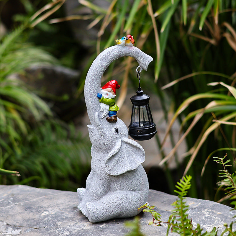 Zeitgenössische kreative solarbetriebene wasserdichte Elefant Genie Vogelharz LED Außenlandschaftsbeleuchtung für den Garten 