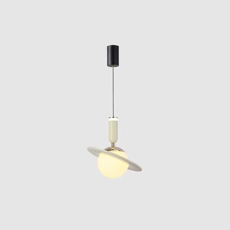 Lumière suspendue LED en aluminium et acrylique avec anneau en orbite cylindrique planétaire minimaliste moderne pour chambre 