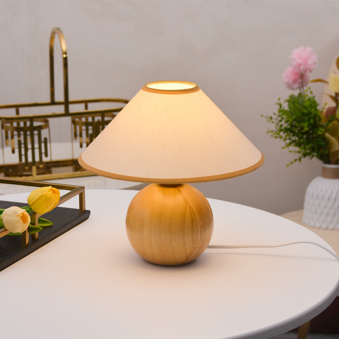 Lampe de table en bois vintage traditionnelle à une lumière avec abat-jour en tissu pour chambre à coucher 