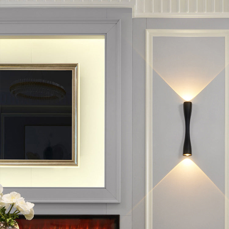 Applique murale LED en aluminium en forme de cylindre étanche scandinave contemporain pour salon 