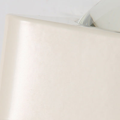 Moderne minimalistische quadratische halbrunde Wandleuchte aus Edelstahl und Glas mit abgerundeten Kanten und LED für das Schlafzimmer 