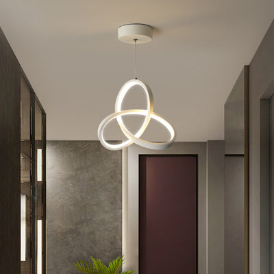 Lámpara colgante LED de aluminio acrílico en forma de triángulo con diseño minimalista moderno para sala de estar 