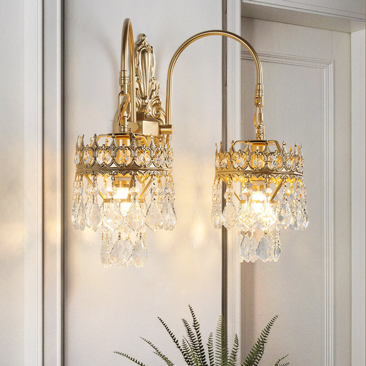 Traditionelle französische Kronen-Tropfenform gebogene Eisen-Glas 2-Licht Wandleuchte für das Wohnzimmer 