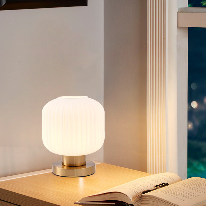 Lampe de table contemporaine scandinave à cylindre rond rayé en fer et verre à 1 lumière pour chambre à coucher 