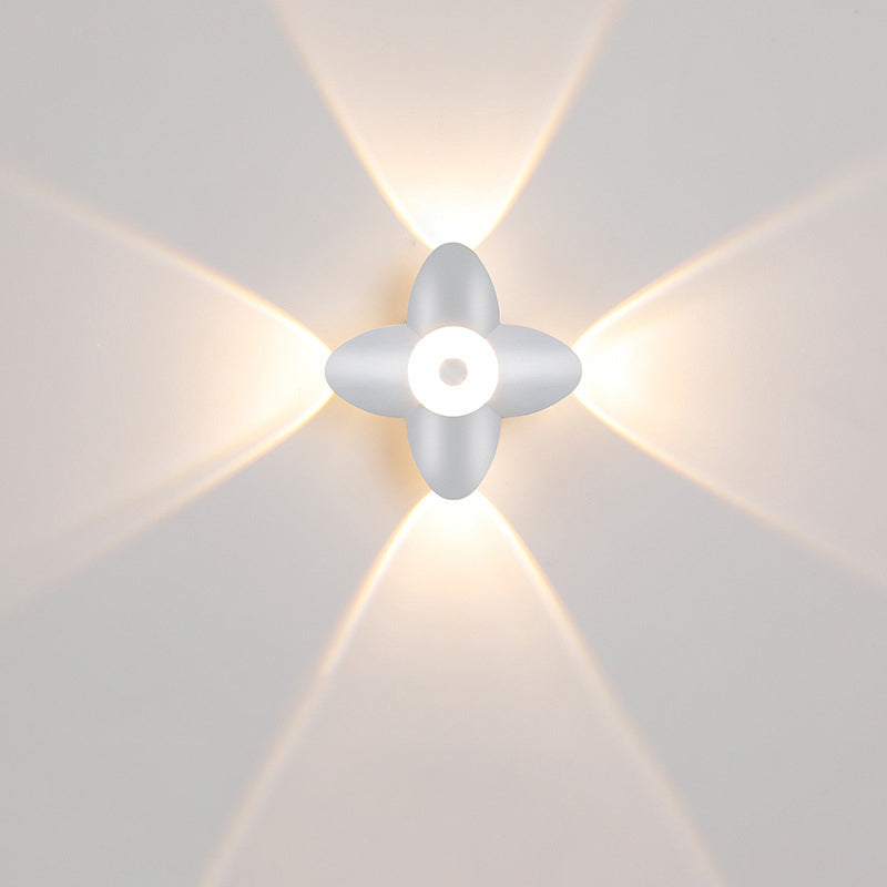Applique murale LED en aluminium moulé sous pression minimaliste moderne imperméable avec fleur de prunier en acrylique pour salon 