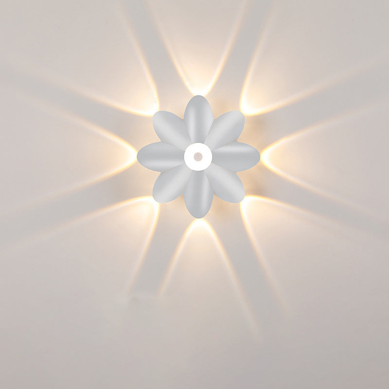 Applique murale LED en aluminium moulé sous pression minimaliste moderne imperméable avec fleur de prunier en acrylique pour salon 