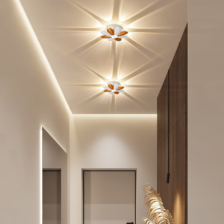 Applique murale LED en aluminium moulé sous pression minimaliste moderne imperméable avec fleur de prunier en acrylique pour salon 