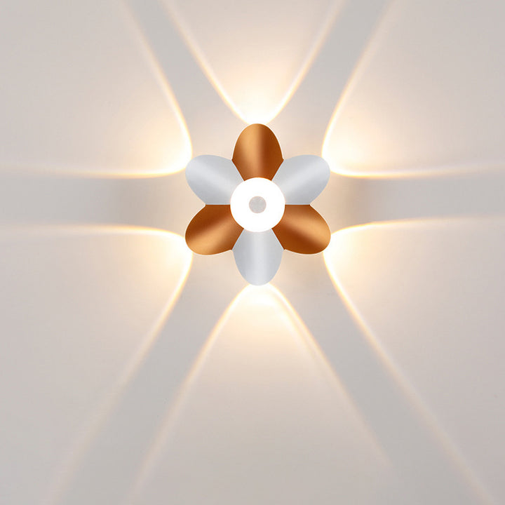 Applique murale LED en aluminium moulé sous pression minimaliste moderne imperméable avec fleur de prunier en acrylique pour salon 
