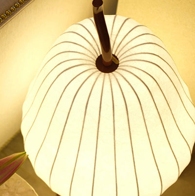 Traditional Vintage Pear Line Iron Fabric 1-Light Standing Floor Lamp For Living Room