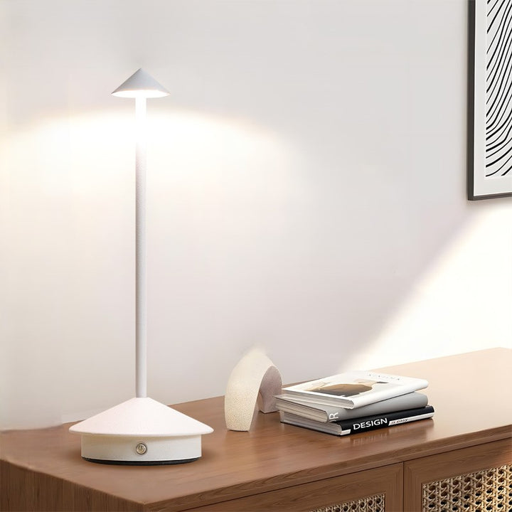 Lampe de table LED en aluminium acrylique en forme de cône champignon créatif contemporain pour chambre 