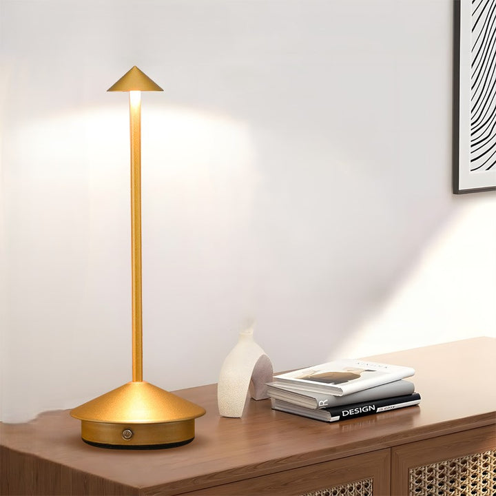 Lampe de table LED en aluminium acrylique en forme de cône champignon créatif contemporain pour chambre 