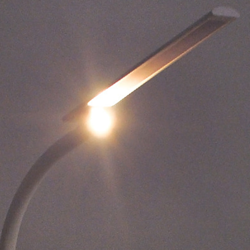 Moderne minimalistische lange Stange rechteckige ABS Aluminium LED Stehlampe für Wohnzimmer 