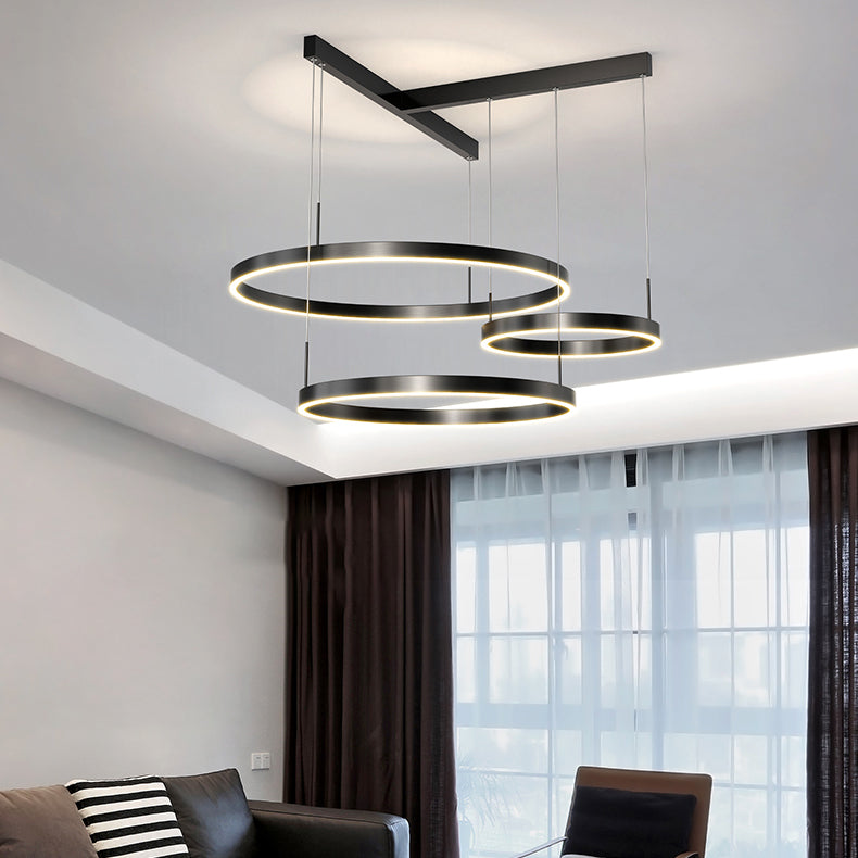 ضوء قلادة LED من الألمنيوم والأكريليك متعدد الطبقات بتصميم مستدير عصري من الدول الاسكندنافية لغرفة المعيشة 