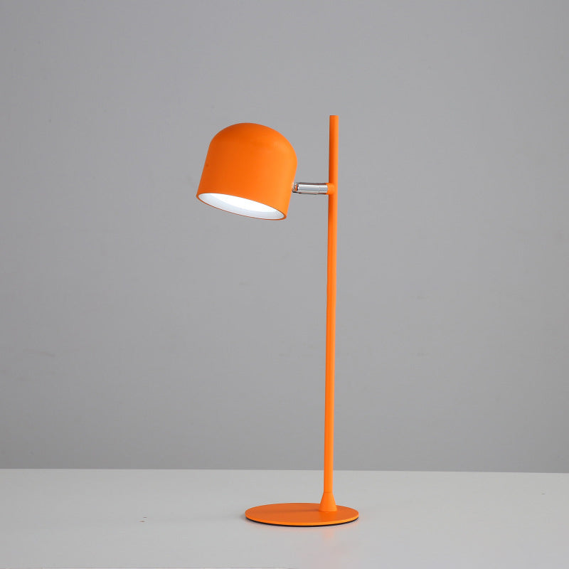 Lampe de table LED rechargeable en métal et plastique avec base cylindrique contemporaine pour chambre 