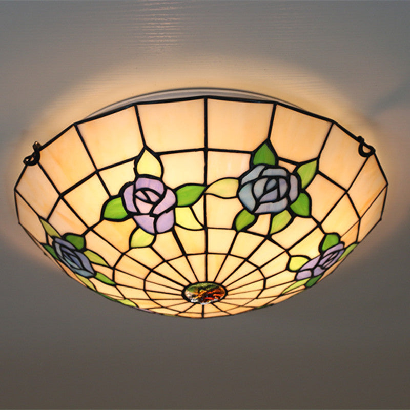 Traditionelle Tiffany-Halbkugel-Rosen-Eisen-Glas-Deckenleuchte mit 3 Lichtern für das Schlafzimmer 