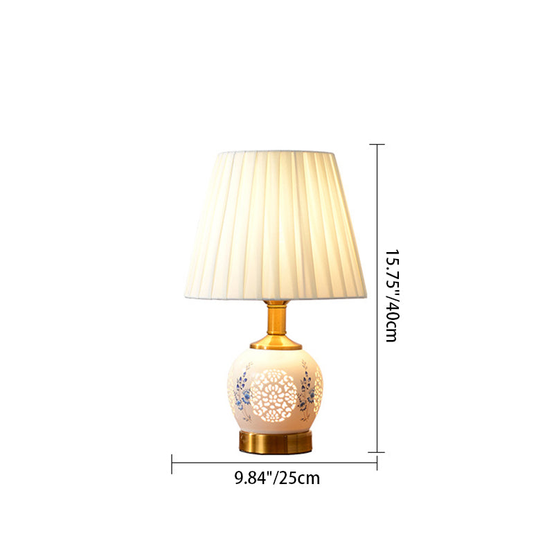 Lampe de table en tissu céramique métallique évidée avec fleur de boule ronde chinoise traditionnelle à 1 lumière pour chambre à coucher 
