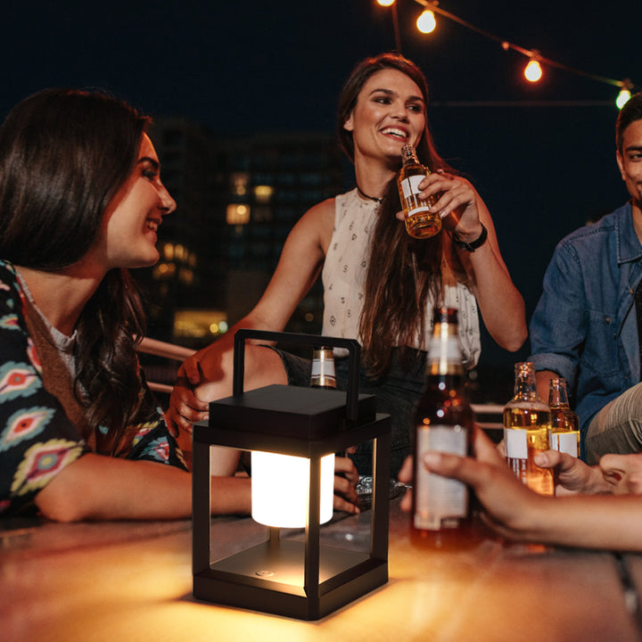 Lumière extérieure LED moderne minimaliste solaire étanche en ABS PC creux pour le camping 