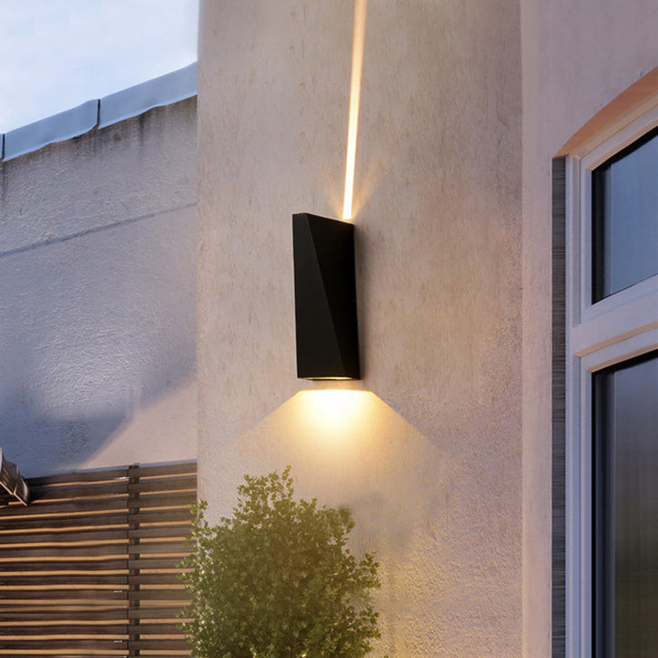 Modern Minimalist Waterproof Trapezoidal Aluminum Die-Cast LED Outdoor Wall Sconce Lamp For Outdoor Patio