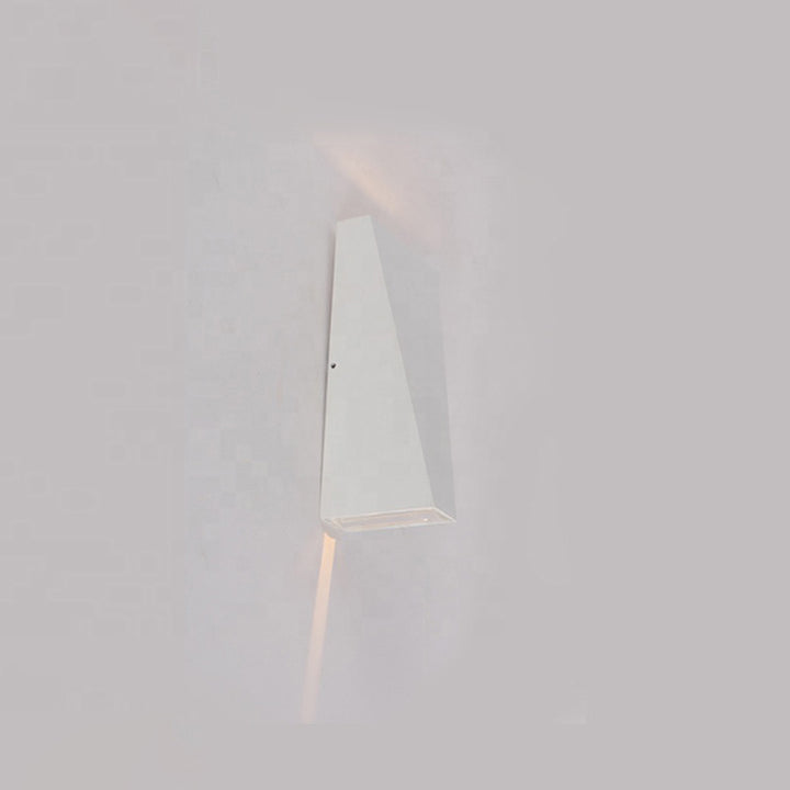Modern Minimalist Waterproof Trapezoidal Aluminum Die-Cast LED Outdoor Wall Sconce Lamp For Outdoor Patio