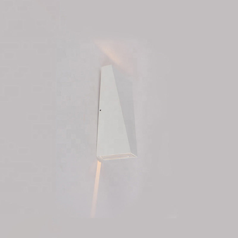 Applique murale LED moderne minimaliste étanche en aluminium moulé sous pression pour patio extérieur 