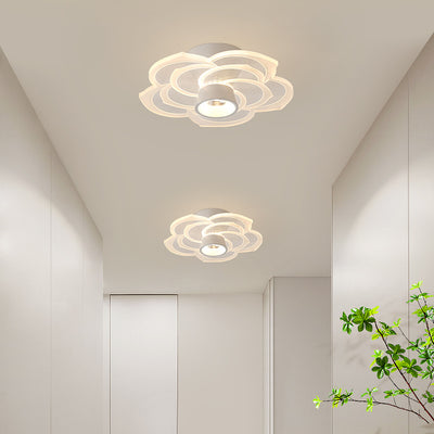 Zeitgenössische skandinavische Lotusblatt-Rosen-Eisen-Acryl-LED-Halbeinbau-Deckenleuchte für das Wohnzimmer 