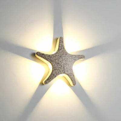 Applique murale extérieure contemporaine créative étanche en étoile de mer en aluminium moulé sous pression et acrylique LED pour patio extérieur 
