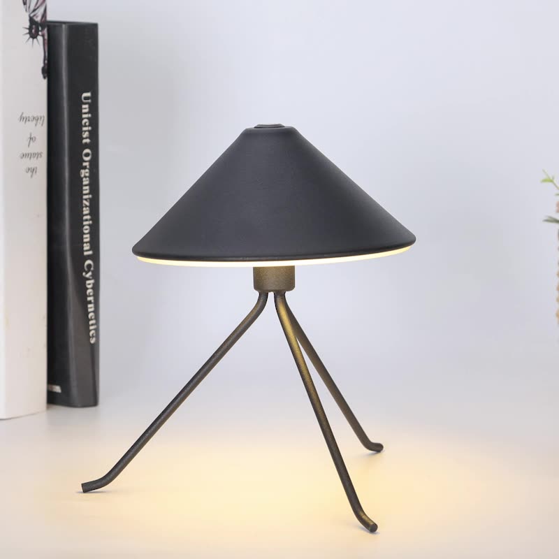 Lampadaire de table LED en fer acrylique contemporain pour chambre à coucher 